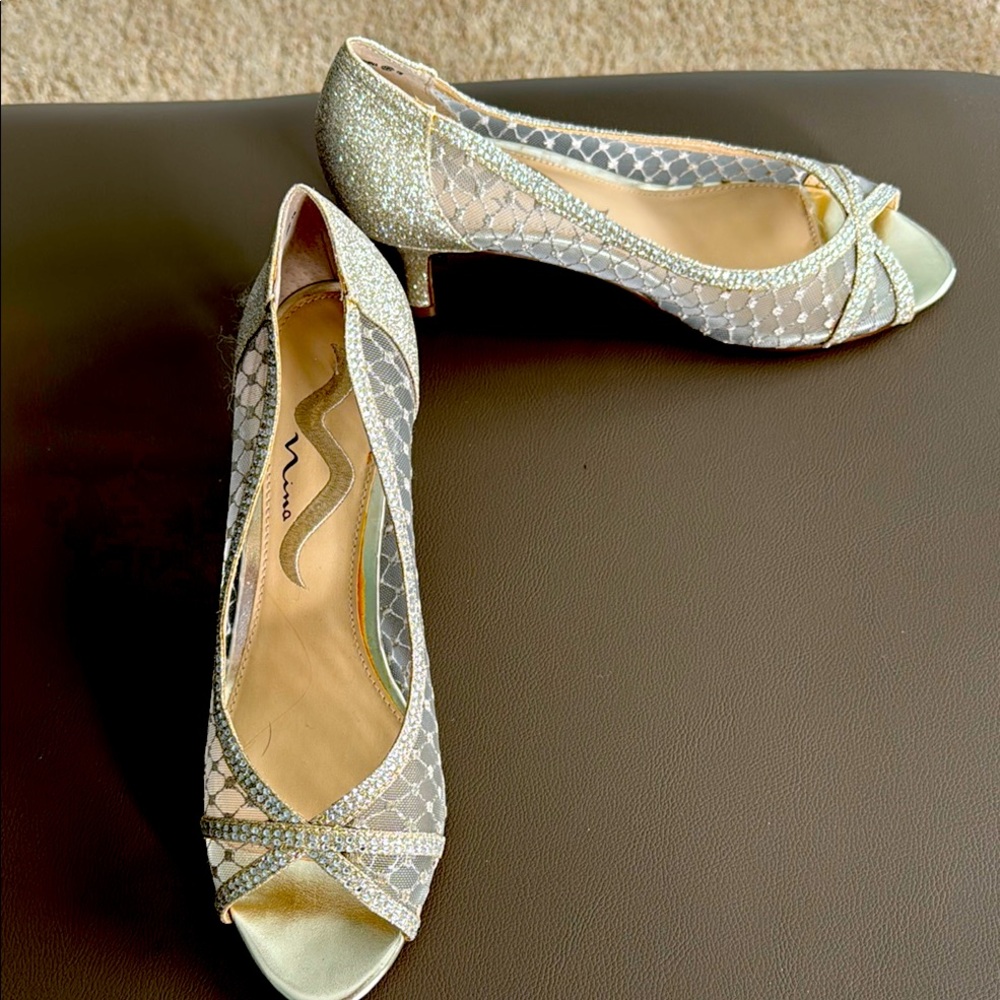 Dress shoes
